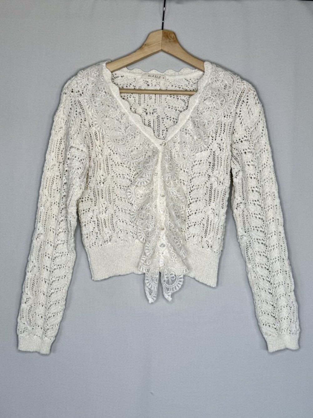 Illa Illa Ceam Crochet Lace Ruffle Collar Mother Of Pearl Button Cardigan Medium